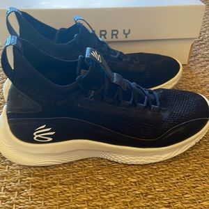 Under Armour Curry 8